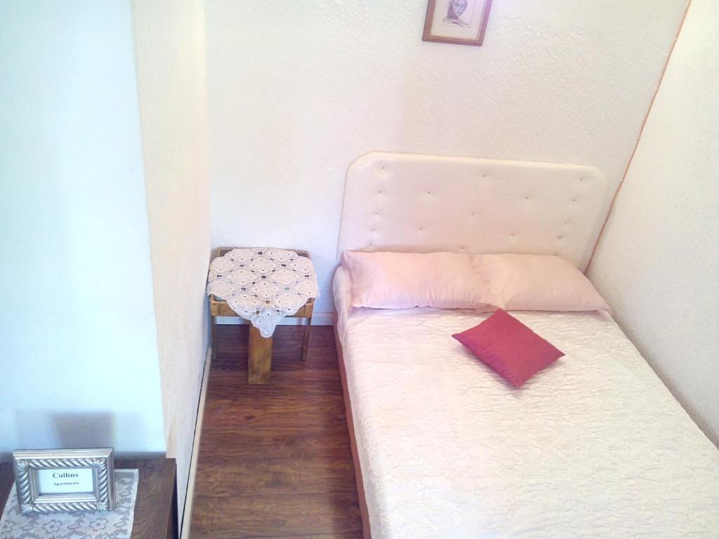 Collins Apartments Pula Kamer foto